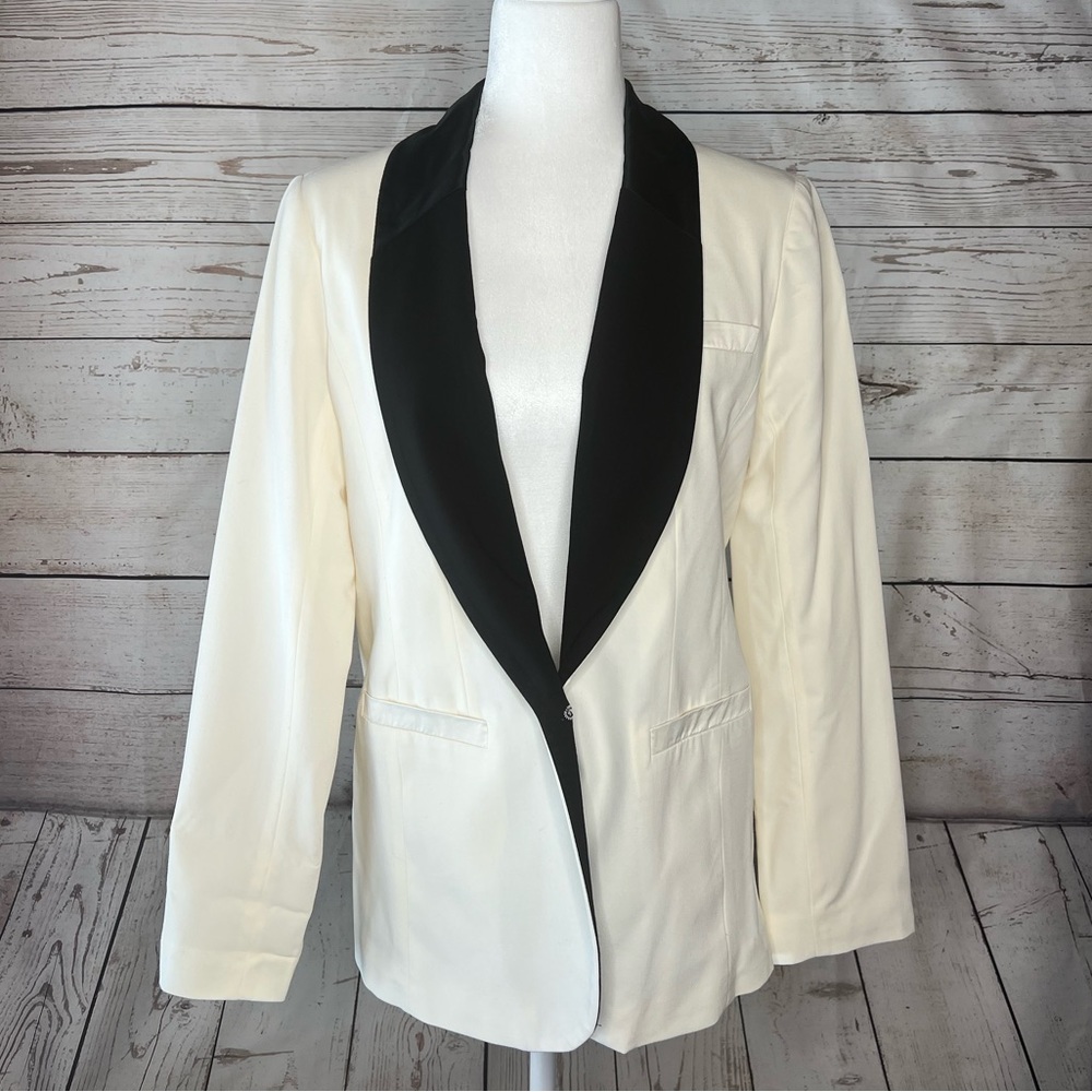 NWT LC Ivory White Blazer with Black Collar Wedding Bridal | Size 6